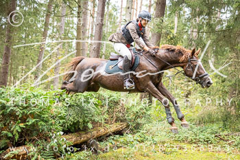 14 - Zwei-Meute-Jagd Rehrhof 14 - Zwei-Meute-Jagd Rehrhof