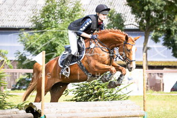 11 - Geländeritt E - Harburger Reitverein 11 - Geländeritt E - Harburger Reitverein