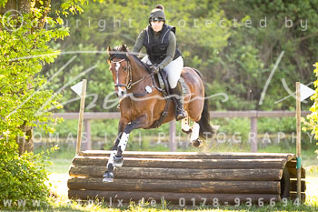 24 - Harburg Stilgeländeritt E - II. Abteilung