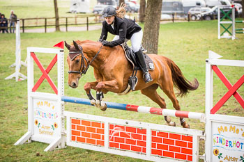 Stechen A-Springen Stechen A-Springen
