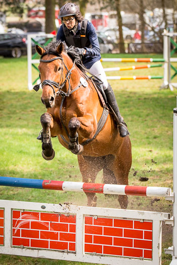 Stechen A-Springen Stechen A-Springen
