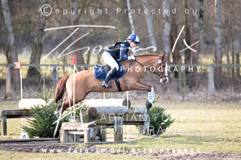 03 - Geländepferdeprüfung A